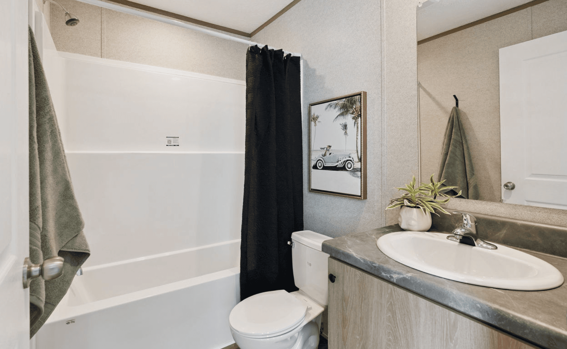 Belmont bathroom home features