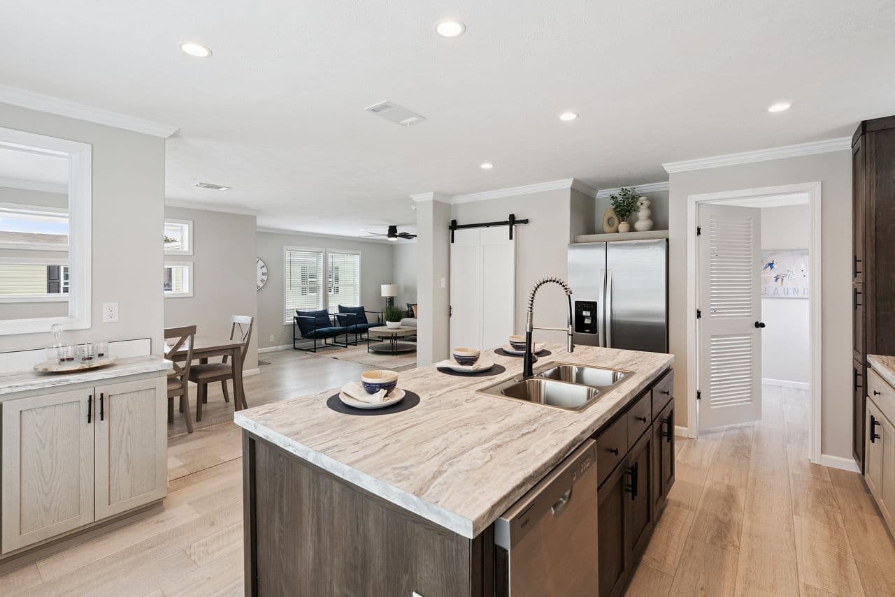 Driftwood kitchen home features