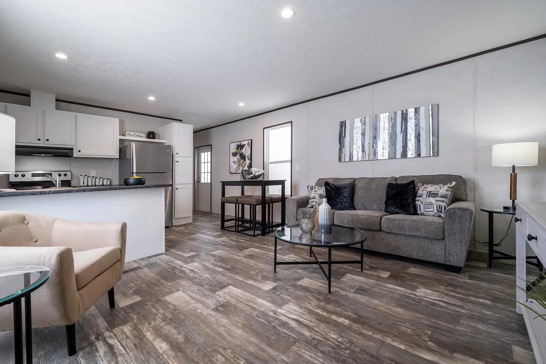 Vertex interior home features
