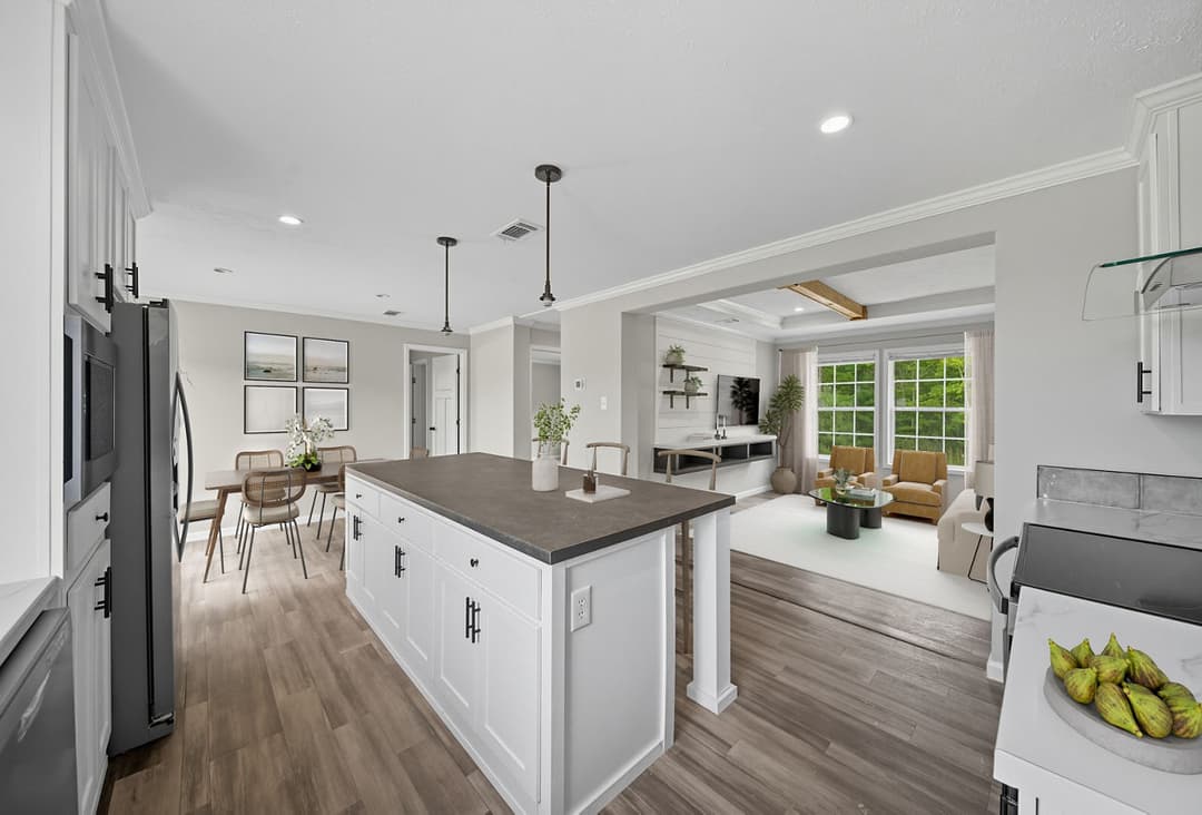 Valencia kitchen home features