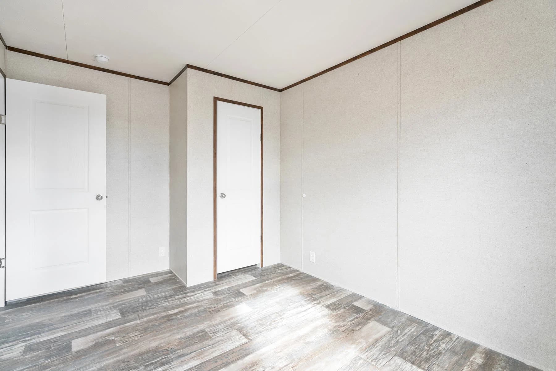 Crown bedroom home features