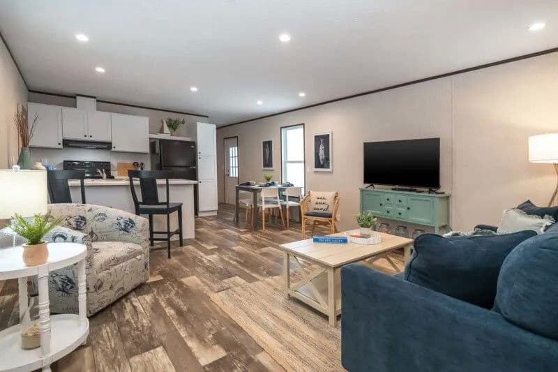 Summit interior home features