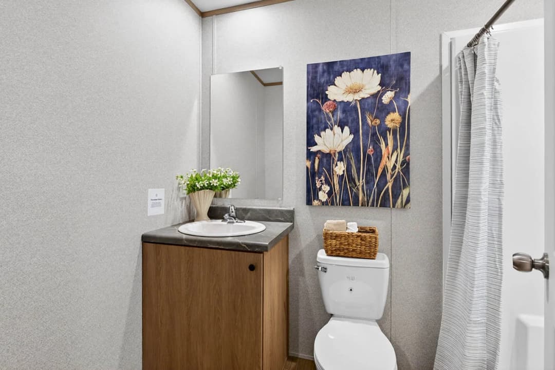 Cumberland bathroom home features