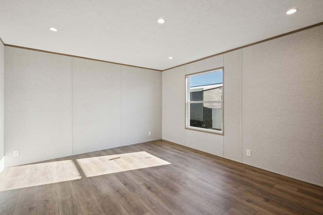Apex bedroom home features