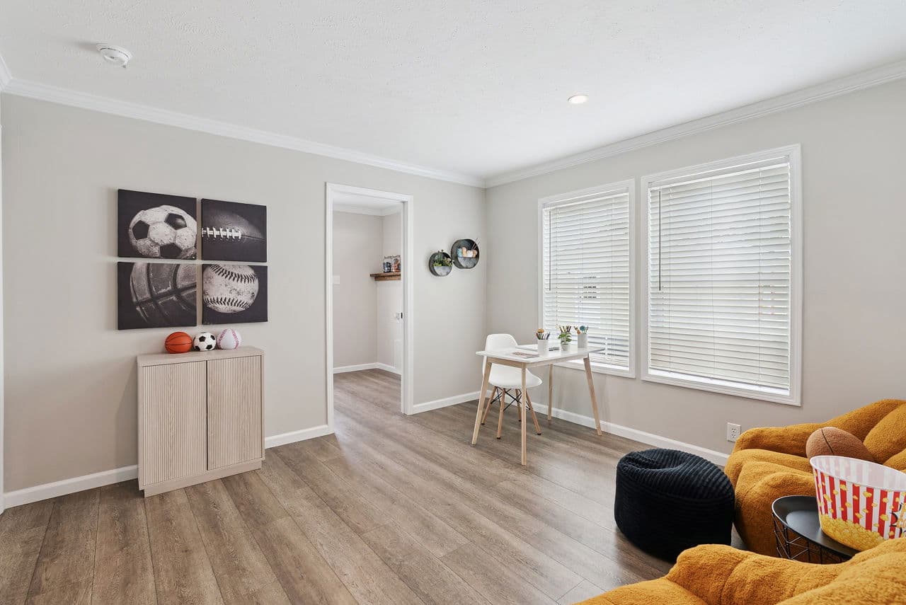 Blue sky  home features