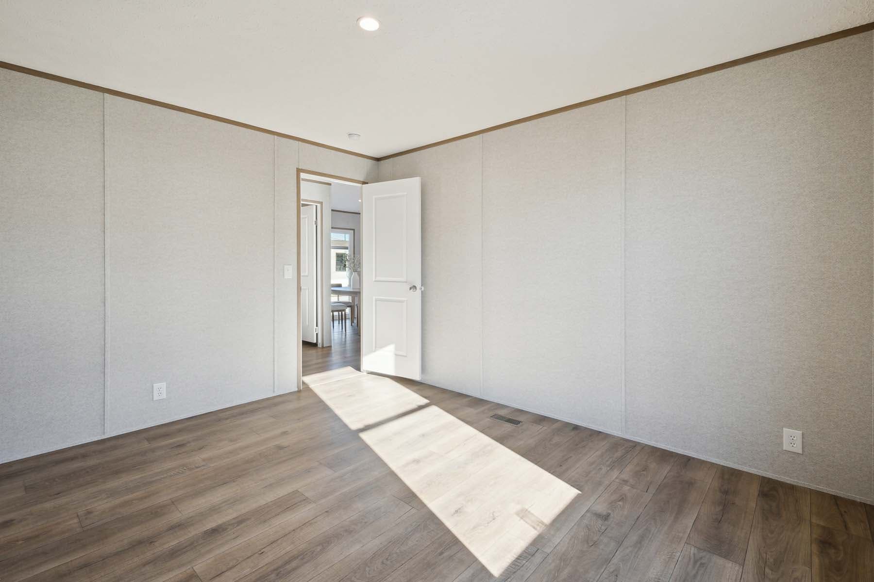 Apex bedroom home features