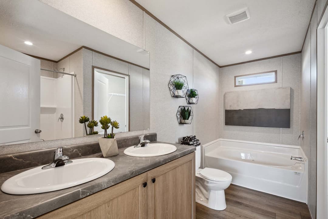 Apex bathroom home features