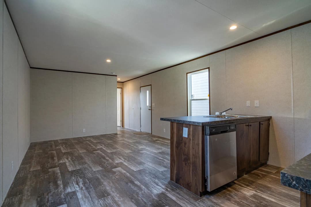 Crest interior home features
