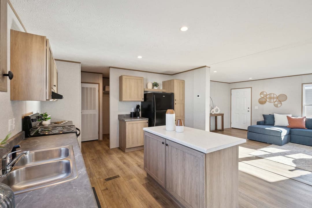 Apex kitchen home features