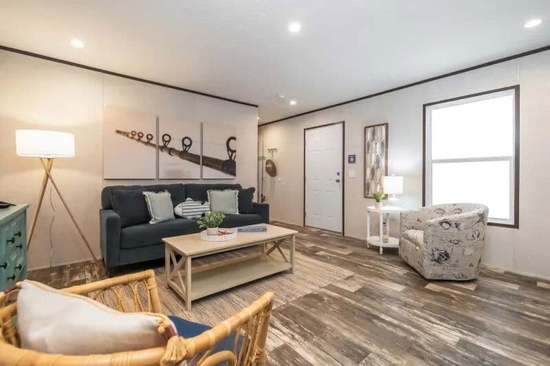 Summit interior home features