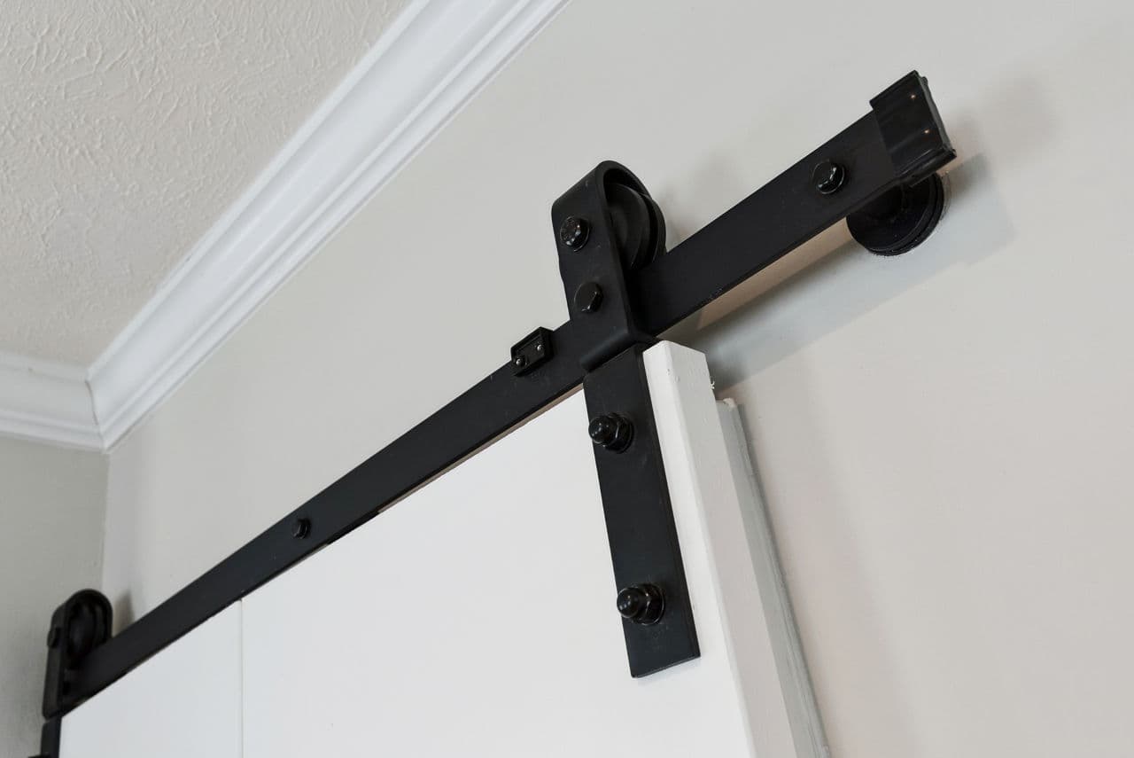 Driftwood  home features