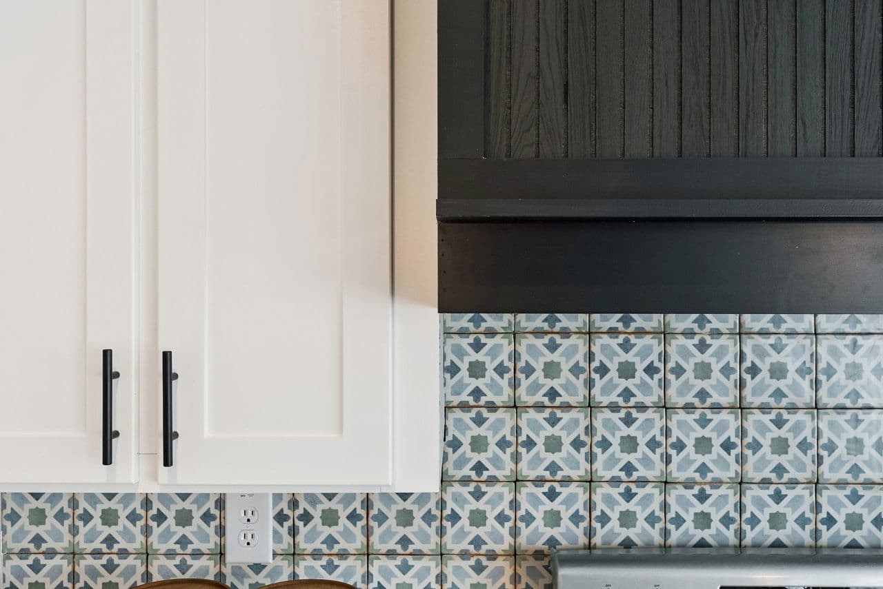 Blue sky  home features