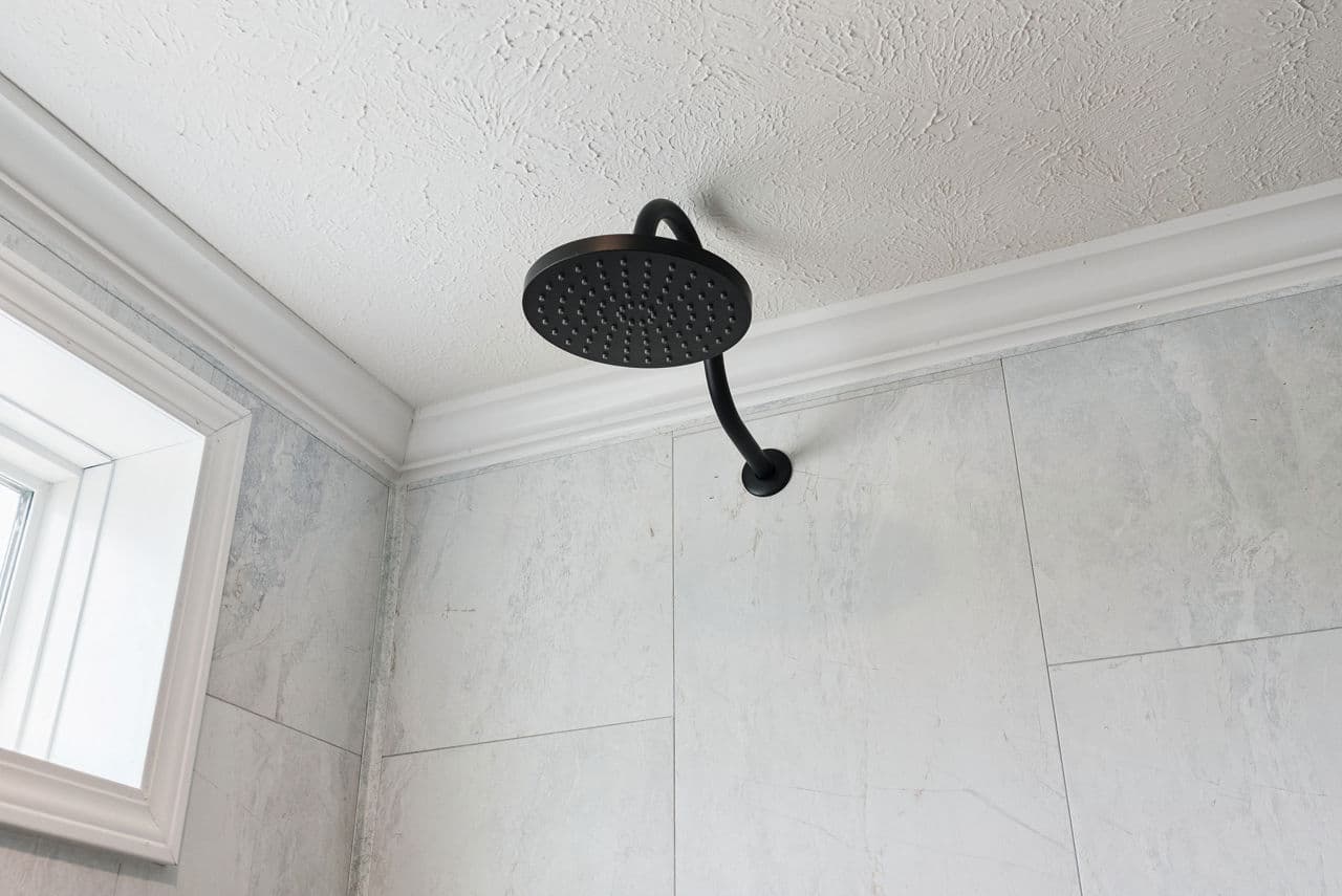 Driftwood  home features