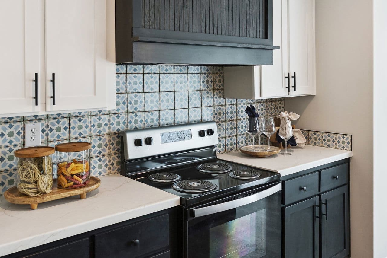 Blue sky  home features