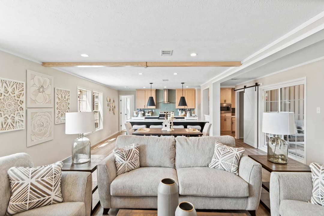 Paris interior home features