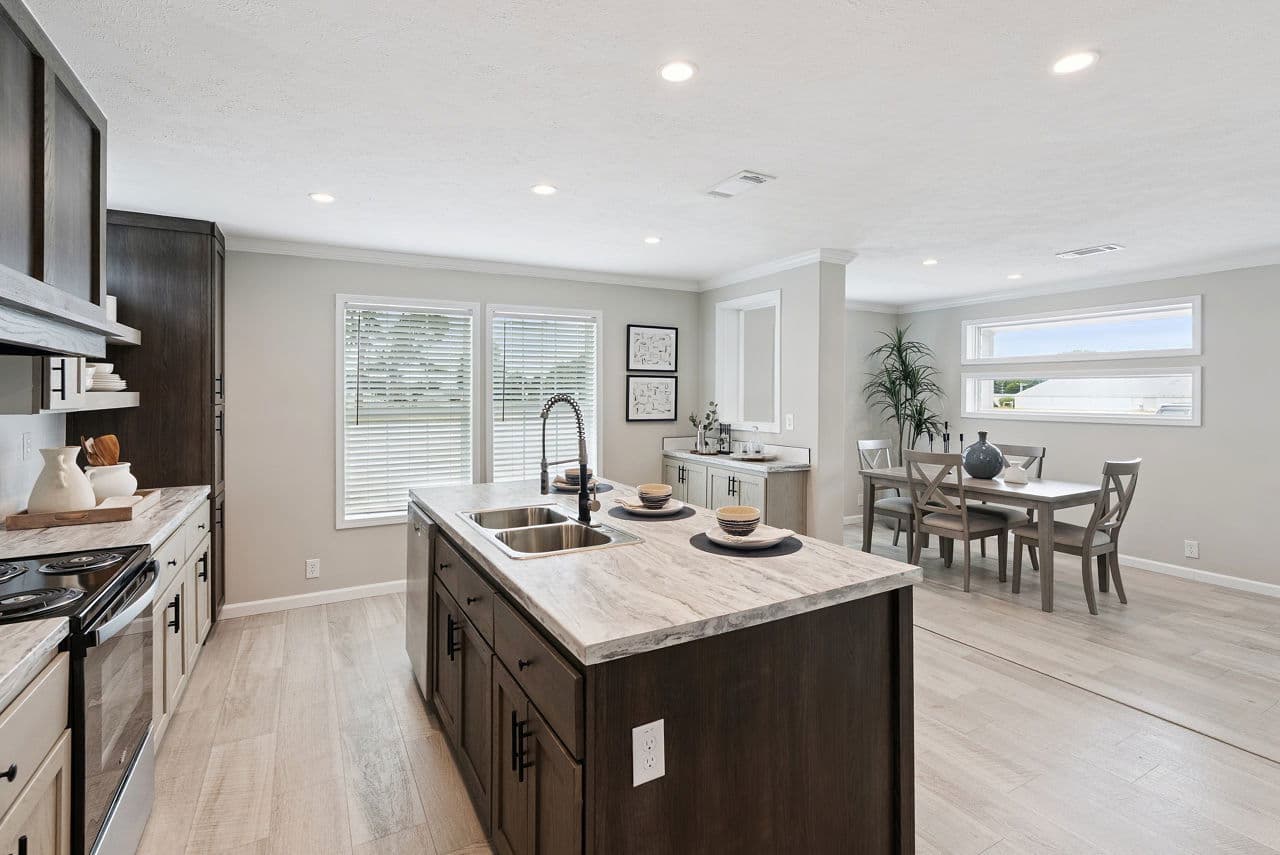 Driftwood  home features