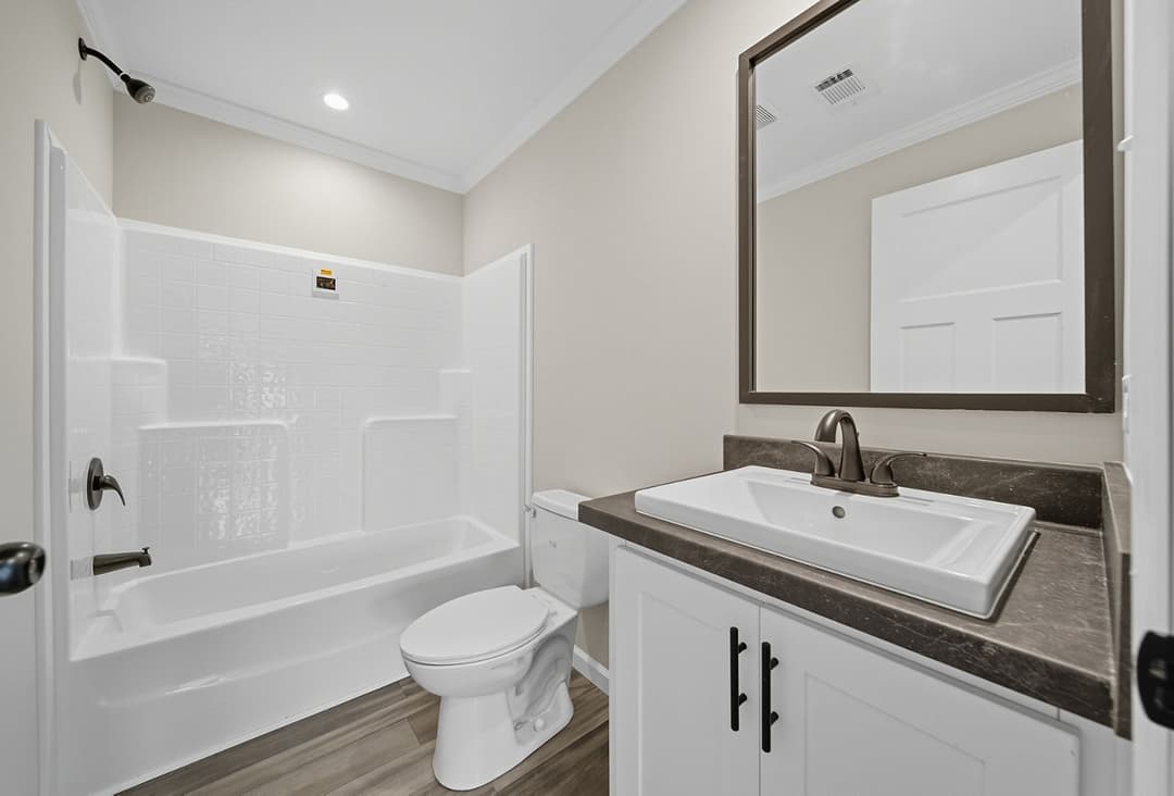 Valencia bathroom home features